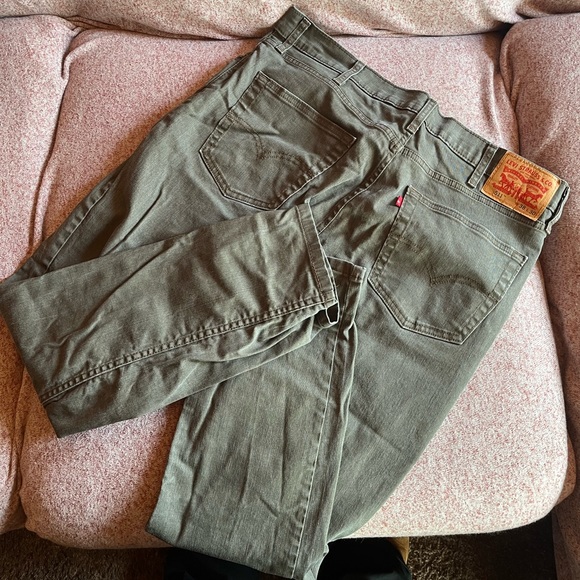 Men’s 38x30 Levi’s Waterproof Jeans - Picture 1 of 3